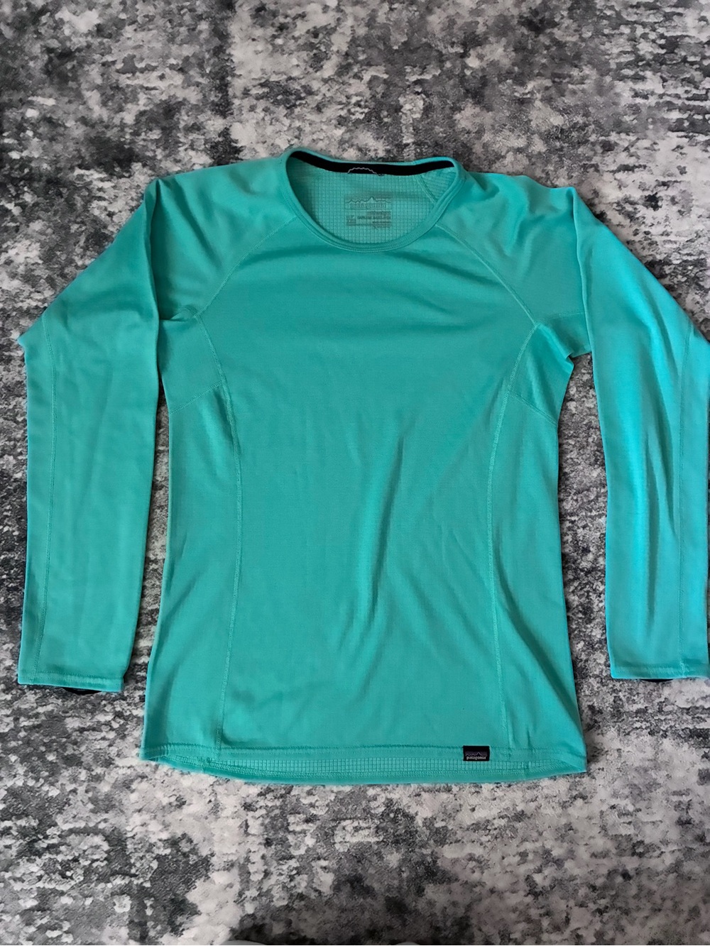 Patagonia Women's Long-Sleeve Performance Top in Aqua Green